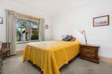 https://images.listonce.com.au/custom/160x/listings/98b-lyttleton-street-castlemaine-vic-3450/639/00800639_img_06.jpg?4u_lLBWR3mg