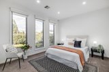 https://images.listonce.com.au/custom/160x/listings/99-mackie-road-bentleigh-east-vic-3165/419/01545419_img_09.jpg?EhuntjiuiOI