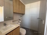 https://images.listonce.com.au/custom/160x/listings/993-flinders-street-thornbury-vic-3071/018/01650018_img_03.jpg?6cbq1epDgUw