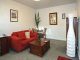 https://images.listonce.com.au/custom/160x/listings/993-ormond-road-elwood-vic-3184/499/01794499_img_03.jpg?zOxewr6ox2E