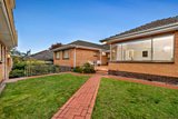 https://images.listonce.com.au/custom/160x/listings/993-riversdale-road-surrey-hills-vic-3127/148/01801148_img_10.jpg?V7hLG9X4rT4