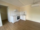 https://images.listonce.com.au/custom/160x/listings/994-aphrasia-street-newtown-vic-3220/410/01891410_img_09.jpg?JMHthRiqI-M