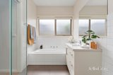 https://images.listonce.com.au/custom/160x/listings/99a-haldane-road-niddrie-vic-3042/740/01901740_img_08.jpg?Ja91LbIVIws