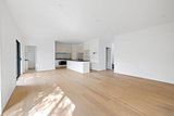 https://images.listonce.com.au/custom/160x/listings/9a-boronia-grove-doncaster-east-vic-3109/130/01914130_img_04.jpg?waU84ajHFMc