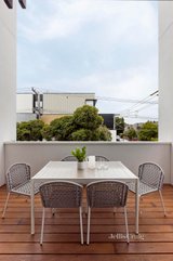 https://images.listonce.com.au/custom/160x/listings/9a-clarke-street-brunswick-east-vic-3057/438/01630438_img_07.jpg?8KMX_2mzgWo