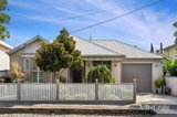 https://images.listonce.com.au/custom/160x/listings/9a-hotham-street-lake-wendouree-vic-3350/321/01885321_img_08.jpg?v8FcG-XT8vQ