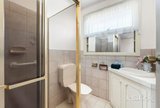 https://images.listonce.com.au/custom/160x/listings/9a-ian-grove-mount-waverley-vic-3149/563/01913563_img_03.jpg?ITIk9QXz-hc