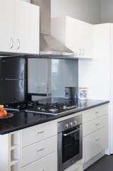 https://images.listonce.com.au/custom/160x/listings/9a-manica-street-brunswick-west-vic-3055/418/00679418_img_11.jpg?rnm-M3c7fc8