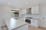 https://images.listonce.com.au/custom/160x/listings/9a-masefield-avenue-mooroolbark-vic-3138/845/01927845_img_04.jpg?NfEDjg6pQz0