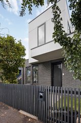 https://images.listonce.com.au/custom/160x/listings/9a-valiant-street-abbotsford-vic-3067/958/01350958_img_11.jpg?vFqRtOXCddA