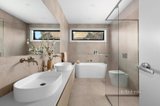 https://images.listonce.com.au/custom/160x/listings/9a-woolart-street-strathmore-vic-3041/021/01725021_img_08.jpg?dLyB_fnhxrc