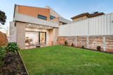 https://images.listonce.com.au/custom/160x/listings/9a-woolart-street-strathmore-vic-3041/021/01725021_img_10.jpg?PuaTAHlu0os