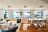 https://images.listonce.com.au/custom/160x/listings/9a9-beach-street-port-melbourne-vic-3207/701/01833701_img_02.jpg?jA2NDyxMoPI