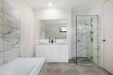 https://images.listonce.com.au/custom/160x/listings/9b-fromer-street-bentleigh-vic-3204/647/01238647_img_09.jpg?gBs6kWkzXmU