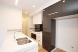 https://images.listonce.com.au/custom/160x/listings/9b-henry-street-doncaster-vic-3108/338/01899338_img_04.jpg?11WIikpDv1M