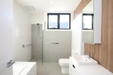 https://images.listonce.com.au/custom/160x/listings/9b-henry-street-doncaster-vic-3108/338/01899338_img_07.jpg?NfPkF10WihI