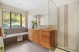 https://images.listonce.com.au/custom/160x/listings/9b-lindon-strike-court-research-vic-3095/334/01809334_img_16.jpg?wKyfxb9x-wM