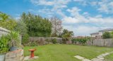 https://images.listonce.com.au/custom/160x/listings/ashwood/482/01692482_img_03.jpg?vmqht5JLj2g