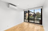 https://images.listonce.com.au/custom/160x/listings/b10327-arthur-street-eltham-vic-3095/077/01933077_img_05.jpg?Tf1I8EFQdZE
