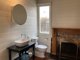 https://images.listonce.com.au/custom/160x/listings/bowen-street-malmsbury-vic-3446/098/01812098_img_07.jpg?HAHQDVBgaBQ