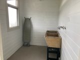 https://images.listonce.com.au/custom/160x/listings/bowen-street-malmsbury-vic-3446/098/01812098_img_12.jpg?zc8ZaJTzy64