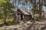 https://images.listonce.com.au/custom/160x/listings/ca-6a-b-c-d-quicks-road-blackwood-vic-3458/738/01304738_img_02.jpg?uhF4cVaNBRI
