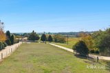 https://images.listonce.com.au/custom/160x/listings/ca7-15-molesworth-street-glenlyon-vic-3461/118/01899118_img_04.jpg?HlR4FySpb9c