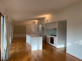 https://images.listonce.com.au/custom/160x/listings/clarkefield-vic-3430/055/01679055_img_06.jpg?nDmYT-HyiLI