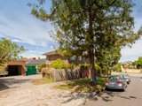 https://images.listonce.com.au/custom/160x/listings/corner-of-toorak-road-and-clifton-grove-hawthorn-east-vic-3123/724/01743724_img_08.jpg?yzcIu_U-XKs