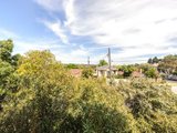 https://images.listonce.com.au/custom/160x/listings/corner-of-toorak-road-and-clifton-grove-hawthorn-east-vic-3123/724/01743724_img_09.jpg?Jos0ctu5P2Q