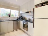 https://images.listonce.com.au/custom/160x/listings/croydon-vic-3136/525/01528525_img_05.jpg?yNvjcdEbR-I