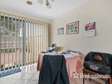 https://images.listonce.com.au/custom/160x/listings/croydon-vic-3136/687/01525687_img_09.jpg?7qnhjVMUG3o