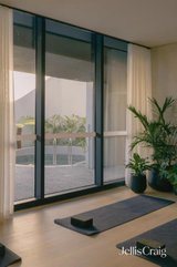 https://images.listonce.com.au/custom/160x/listings/g0121-mills-boulevard-alphington-vic-3078/411/01906411_img_13.jpg?9g34mY8WkU0