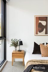 https://images.listonce.com.au/custom/160x/listings/g0291-darebin-street-heidelberg-vic-3084/943/01980943_img_08.jpg?olU5ULWSAFw
