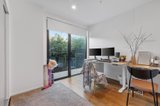 https://images.listonce.com.au/custom/160x/listings/g041280-toorak-road-camberwell-vic-3124/067/01681067_img_07.jpg?OcZ4Jp2ByUQ
