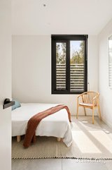 https://images.listonce.com.au/custom/160x/listings/g05210-alexandra-parade-east-clifton-hill-vic-3068/785/01975785_img_10.jpg?ogcxqFEqxcE