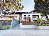 https://images.listonce.com.au/custom/160x/listings/g062-4-gascoyne-street-canterbury-vic-3126/476/01979476_img_01.jpg?uNeiBZqi03g