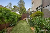 https://images.listonce.com.au/custom/160x/listings/g064-alfrick-road-croydon-vic-3136/478/01860478_img_12.jpg?dCaJP73yYFk