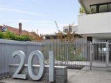 https://images.listonce.com.au/custom/160x/listings/g08201-whitehorse-road-balwyn-vic-3103/163/01046163_img_03.jpg?d4RkY1tD1PA