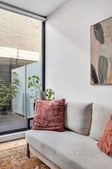 https://images.listonce.com.au/custom/160x/listings/g0937-43-breese-street-brunswick-vic-3056/888/01700888_img_07.jpg?kXpHTB2ZGH0