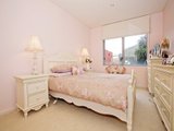 https://images.listonce.com.au/custom/160x/listings/g10293-dow-street-port-melbourne-vic-3207/950/01731950_img_04.jpg?lXUMA3O5l-s