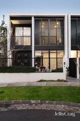 https://images.listonce.com.au/custom/160x/listings/g14-g54-barenya-court-kew-vic-3101/266/01915266_img_13.jpg?jnnfmxuq6u4