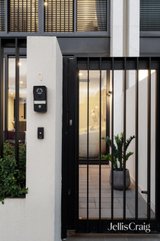 https://images.listonce.com.au/custom/160x/listings/g14-g54-barenya-court-kew-vic-3101/266/01915266_img_22.jpg?q5f0vH_yIHI