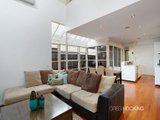 https://images.listonce.com.au/custom/160x/listings/hall-street-newport-vic-3015/072/01203072_img_01.jpg?4oJF-lInpk0