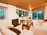 https://images.listonce.com.au/custom/160x/listings/hawthorn-vic-3122/286/01685286_img_02.jpg?_JPhVzux-Fk