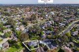 https://images.listonce.com.au/custom/160x/listings/house-260-medbury-avenue-greensborough-vic-3088/134/01938134_img_20.jpg?gInU3Y3Zfks