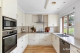 https://images.listonce.com.au/custom/160x/listings/house-327-edinburgh-street-diamond-creek-vic-3089/940/01750940_img_04.jpg?7VPjjsDDk_Y