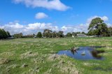 https://images.listonce.com.au/custom/160x/listings/lot-17-sebastopol-smythesdale-road-ross-creek-vic-3351/914/01093914_img_04.jpg?t77AZk4xBg4