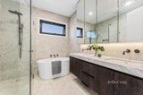 https://images.listonce.com.au/custom/160x/listings/mount-waverley-vic-3149/181/01656181_img_11.jpg?0OOfvSjwgqY
