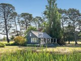 https://images.listonce.com.au/custom/160x/listings/new-gisborne-vic-3438/894/01601894_img_04.jpg?SbKOCvRE2Ns